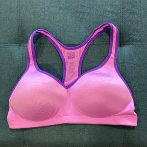 Victoria’s Secret Pink sports bra